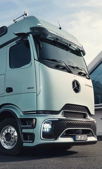 Mercedes-Benz